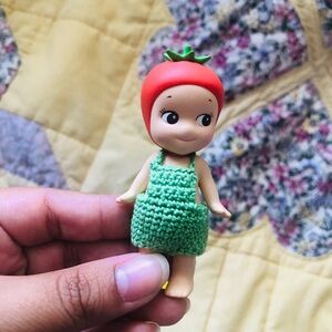 Sonny Angel crochet LIGHT GREEN overalls.